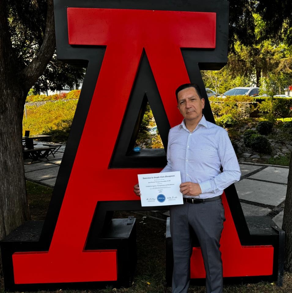 Egresado obtiene certificación CLTD de la Association for Supply Chain Management