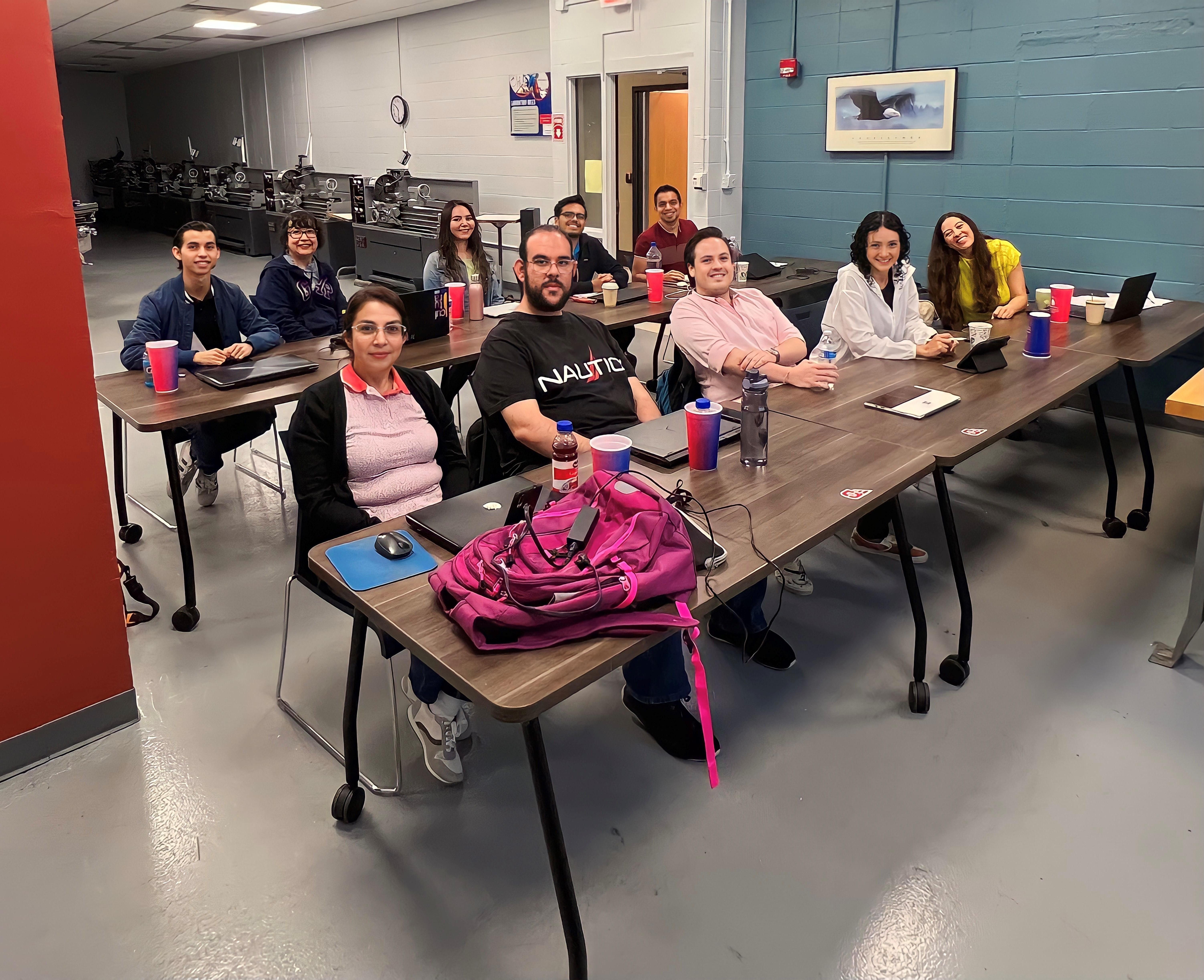 Alumnos de Maestría cursan un verano Intensivo en la Universidad de Dayton