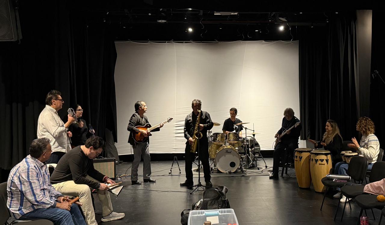 EL CADIT imparte quinto taller A-Symetrika: desarrollo de habilidades emergentes