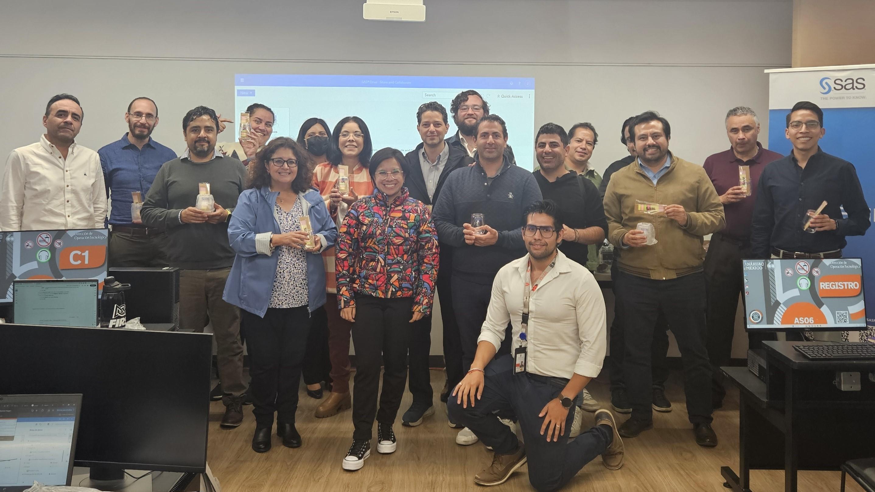 Taller "Data-Driven Storytelling using SAS Visual Analytics" organizado por el Centro de Alta Dirección en Ingeniería y Tecnología (CADIT)