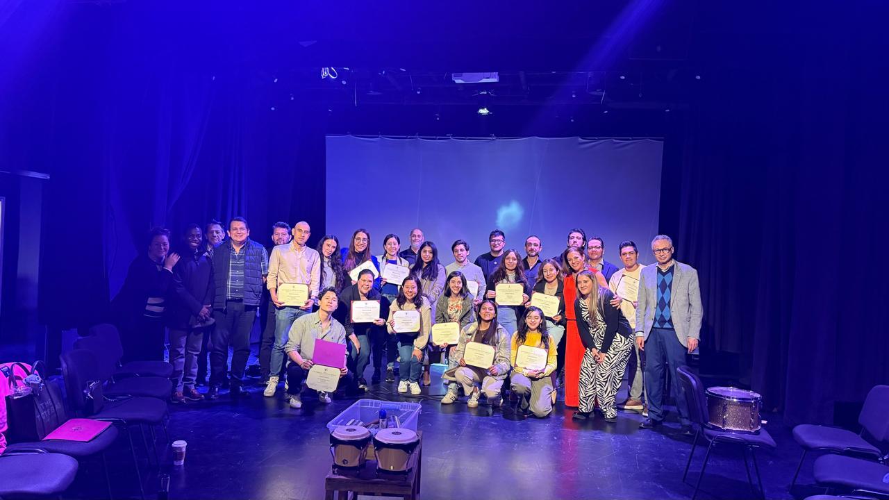 El CADIT impulsa habilidades emergentes con taller A-Symetrika