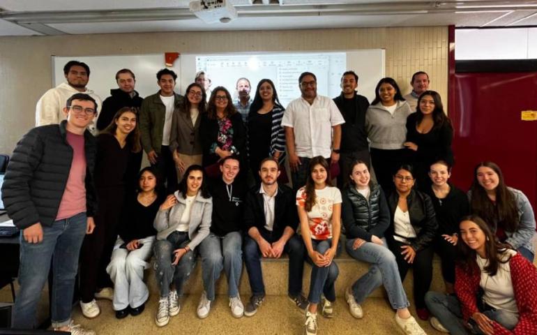 Impulsamos habilidades en simulación con taller de Plant Simulation de Siemens